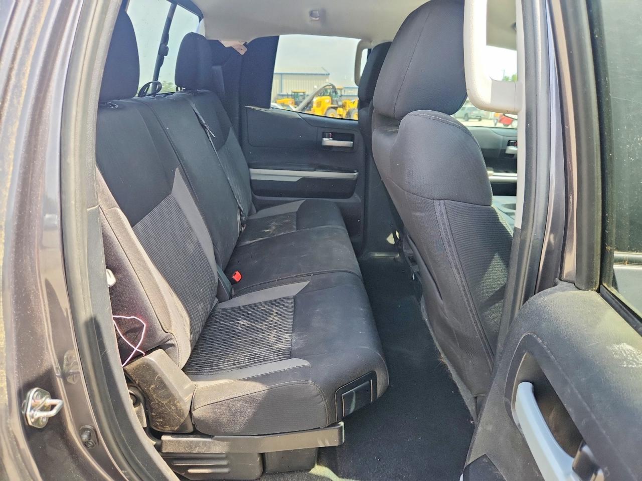 2016 TOYOTA TUNDRA
