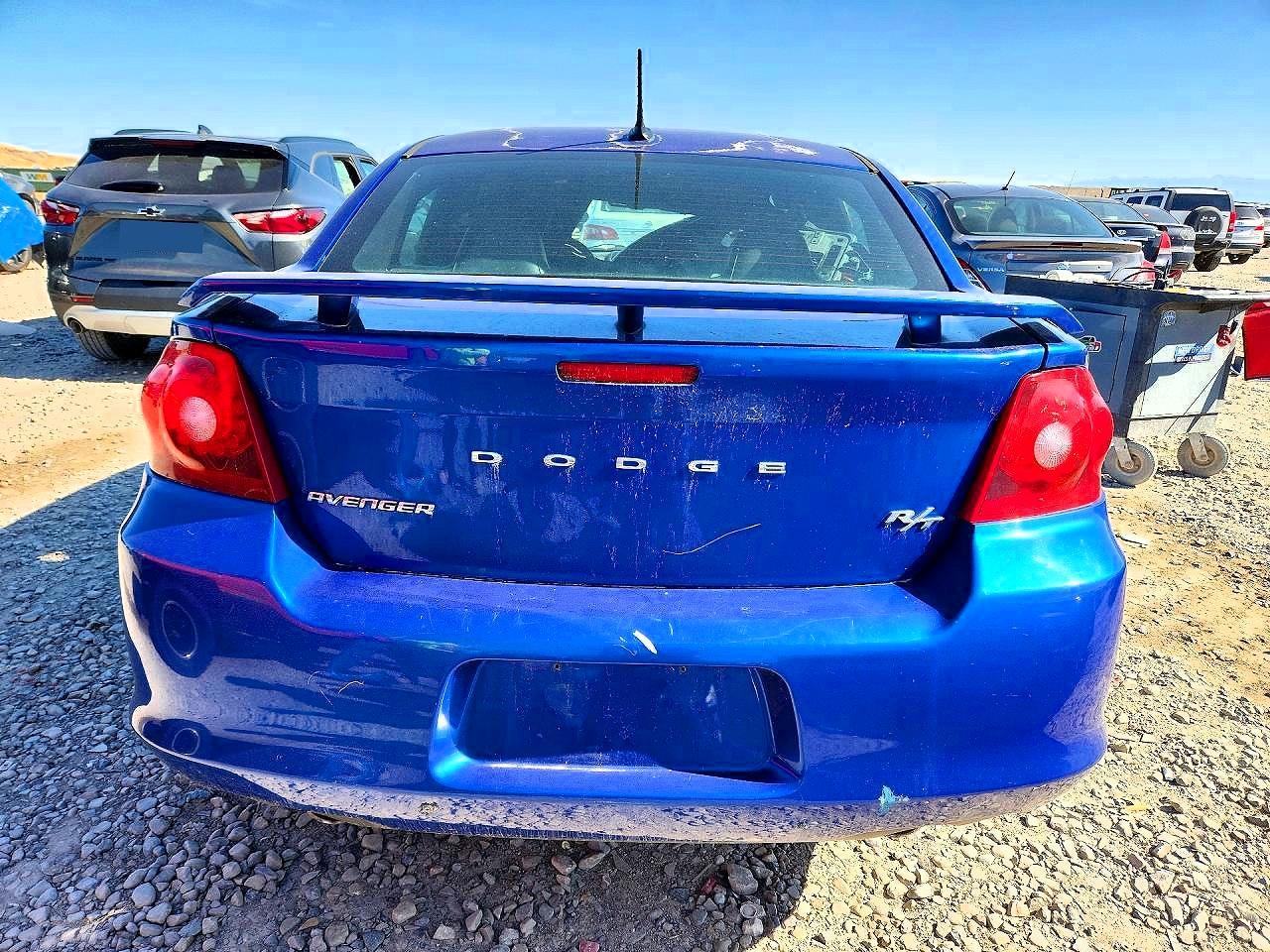 2014 DODGE Avenger