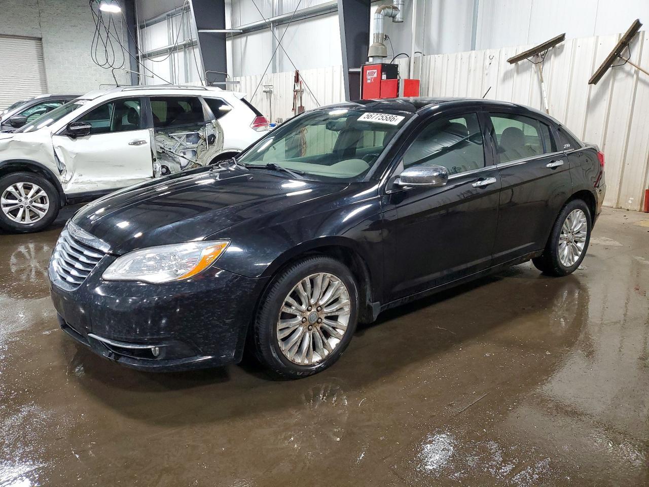 2011 CHRYSLER 200