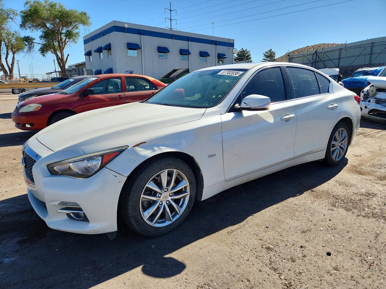 2017 INFINITI Q50