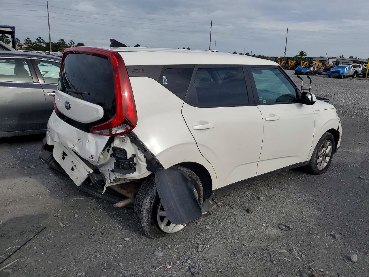 2021 KIA SOUL