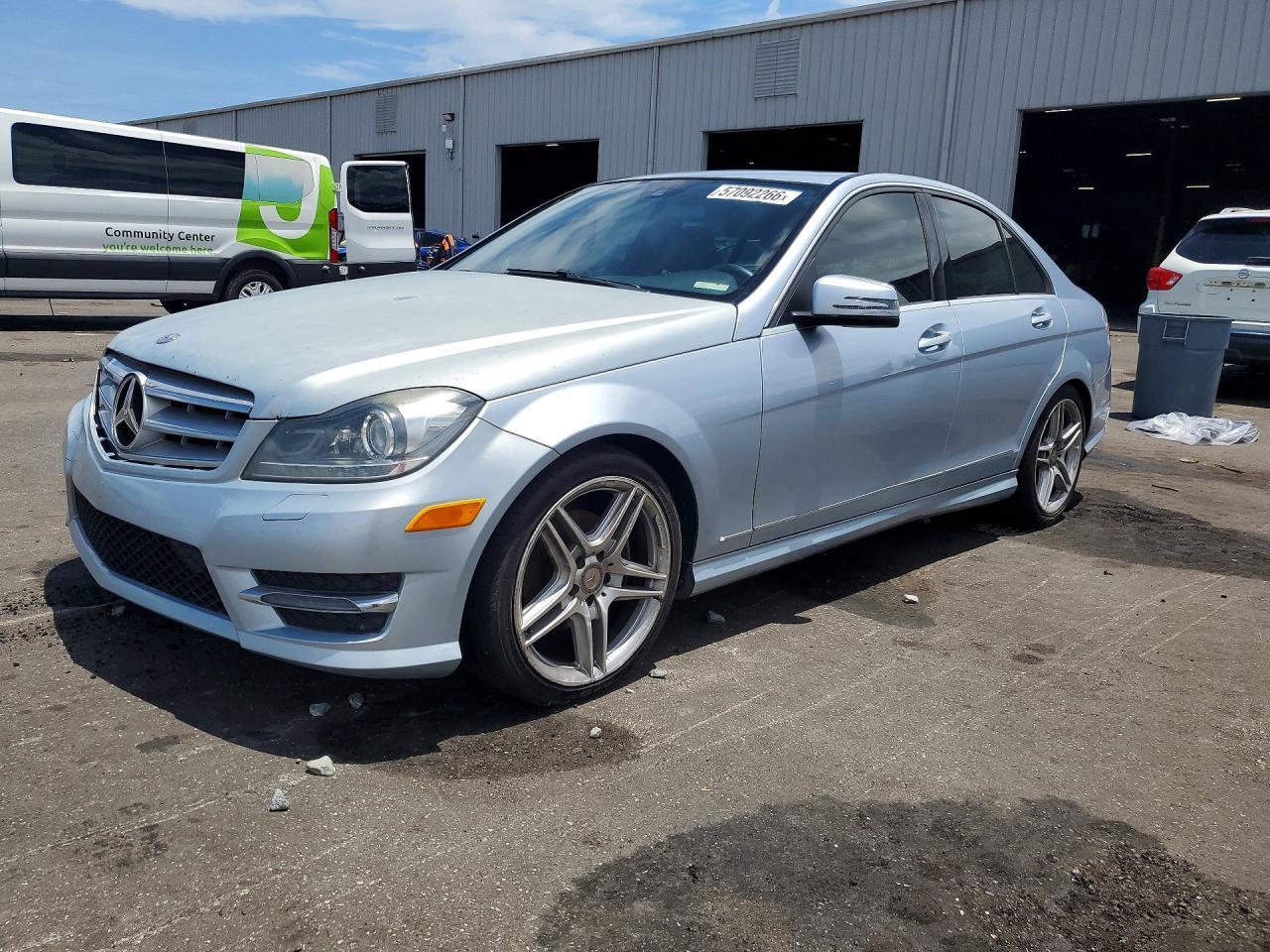 2013 MERCEDES-BENZ C-CLASS