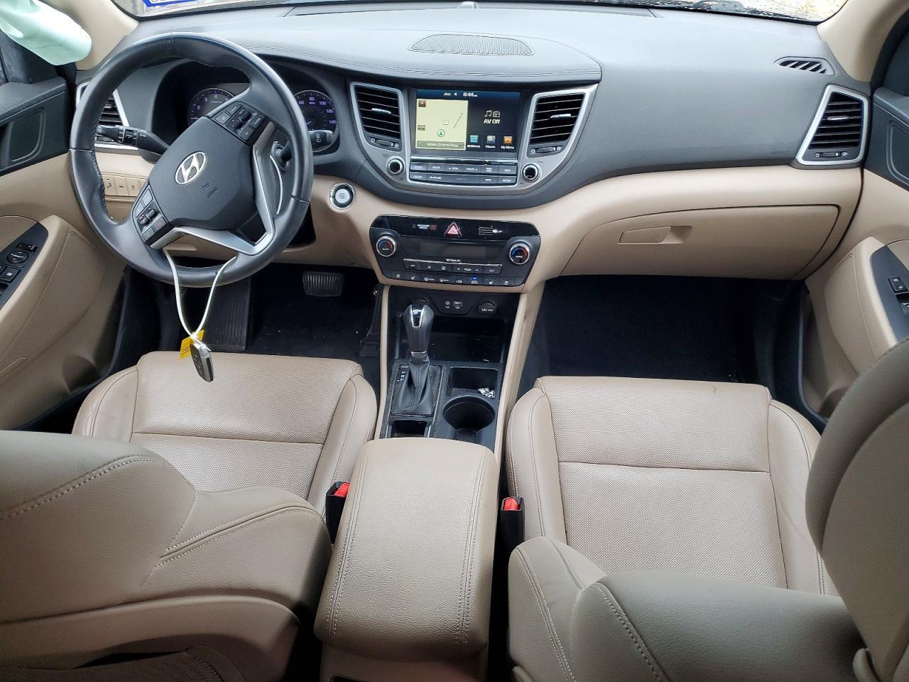2016 HYUNDAI TUCSON