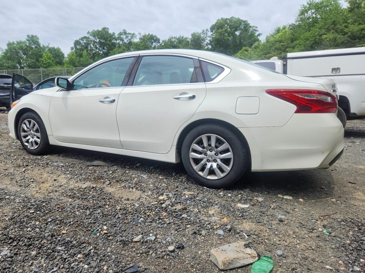 2017 NISSAN ALTIMA