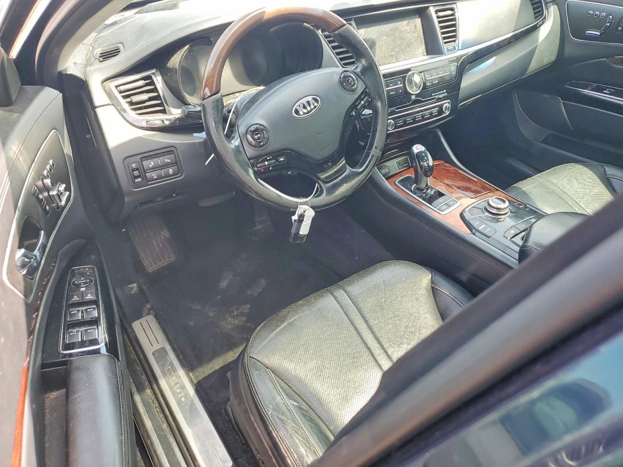 2015 KIA K900