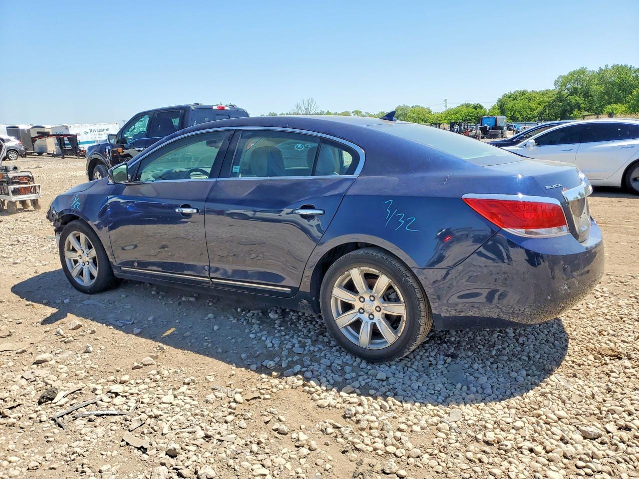 2011 BUICK LACROSSE