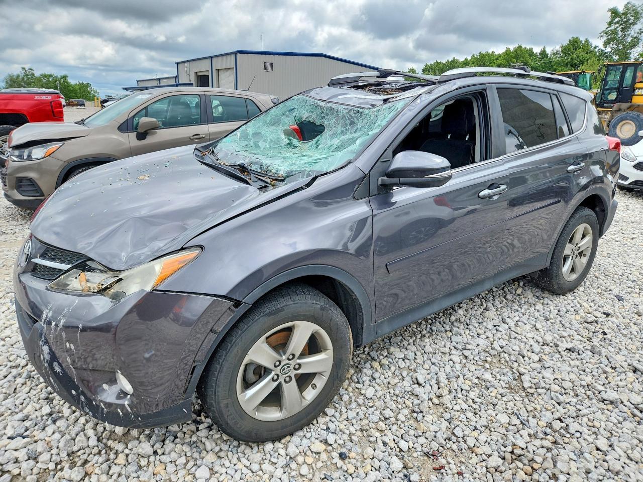 2015 TOYOTA RAV4