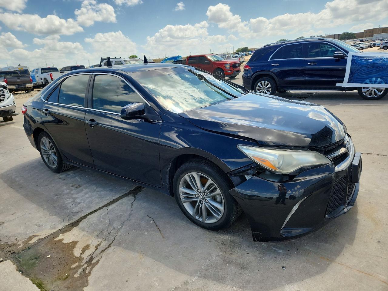 2015 TOYOTA CAMRY