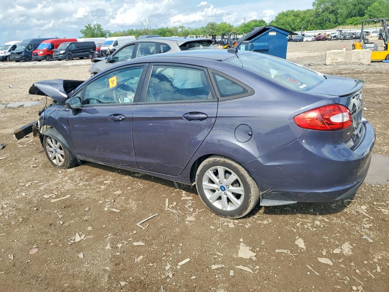 2012 FORD Fiesta