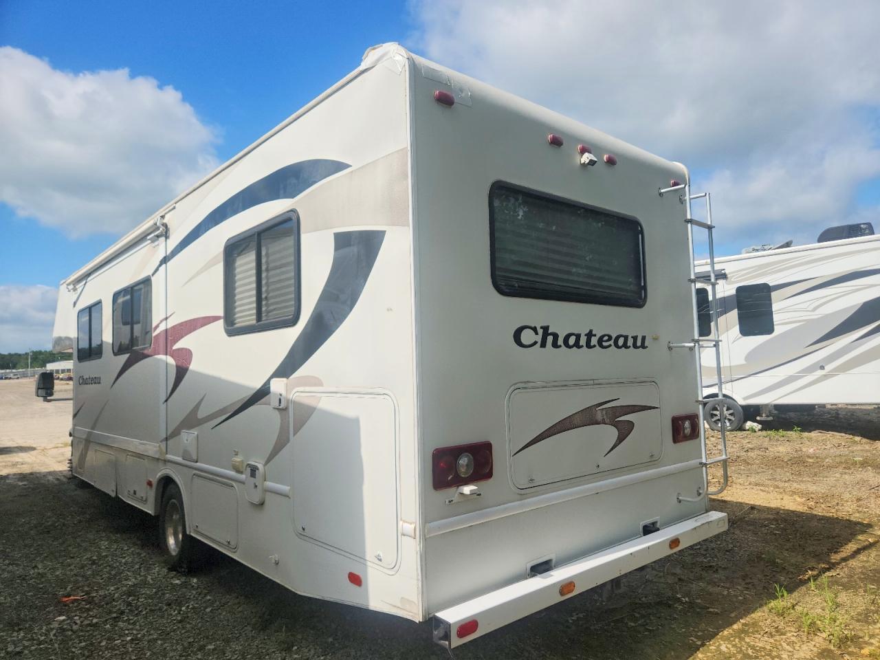 2008 FORD Chateau