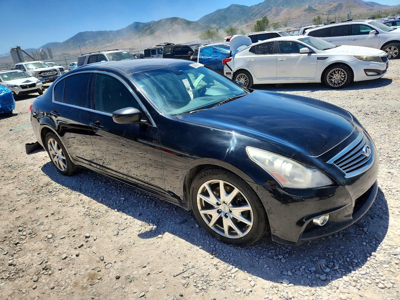 2012 INFINITI G37