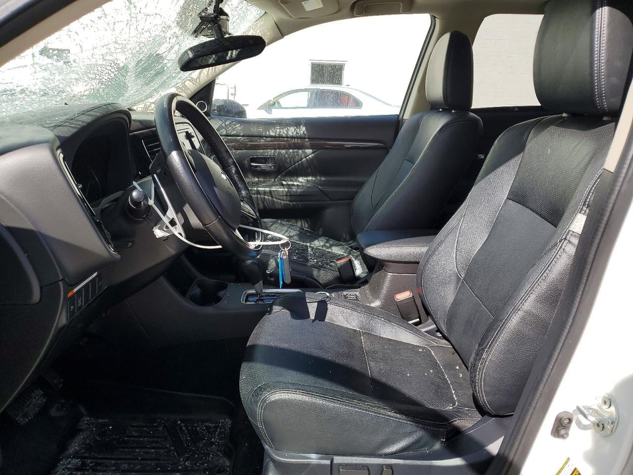 2016 MITSUBISHI outlander