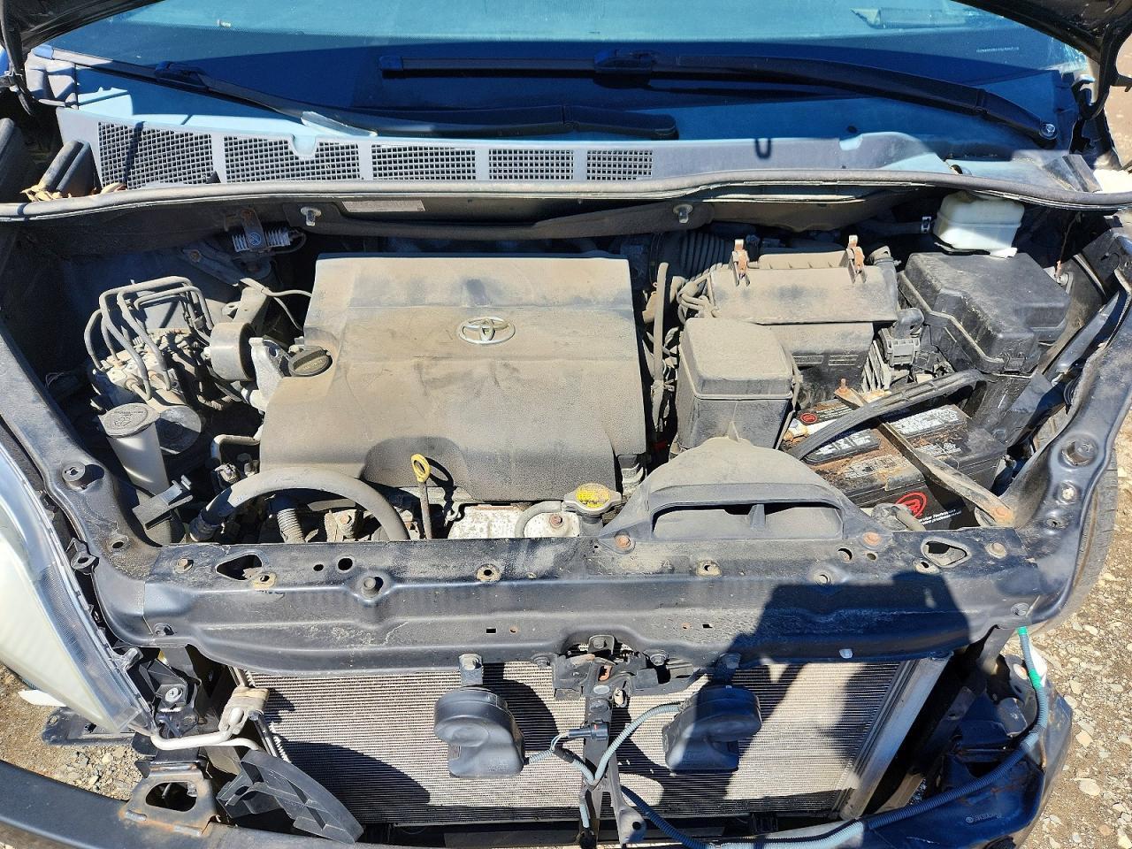 2014 TOYOTA SIENNA