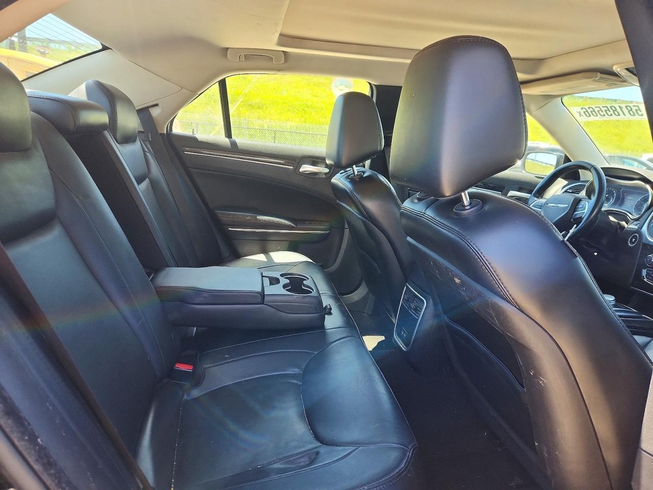 2015 CHRYSLER 300