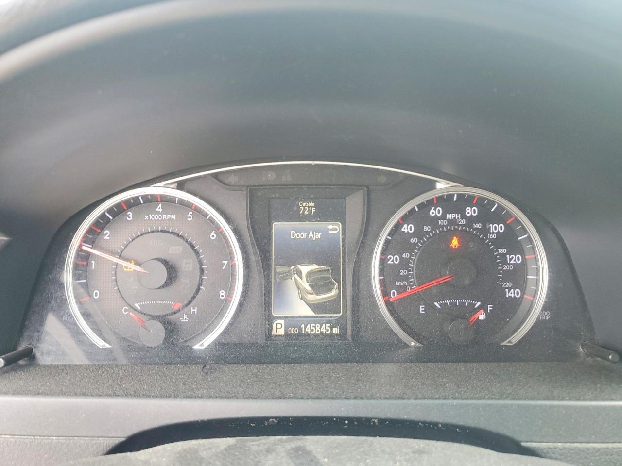 2016 TOYOTA CAMRY