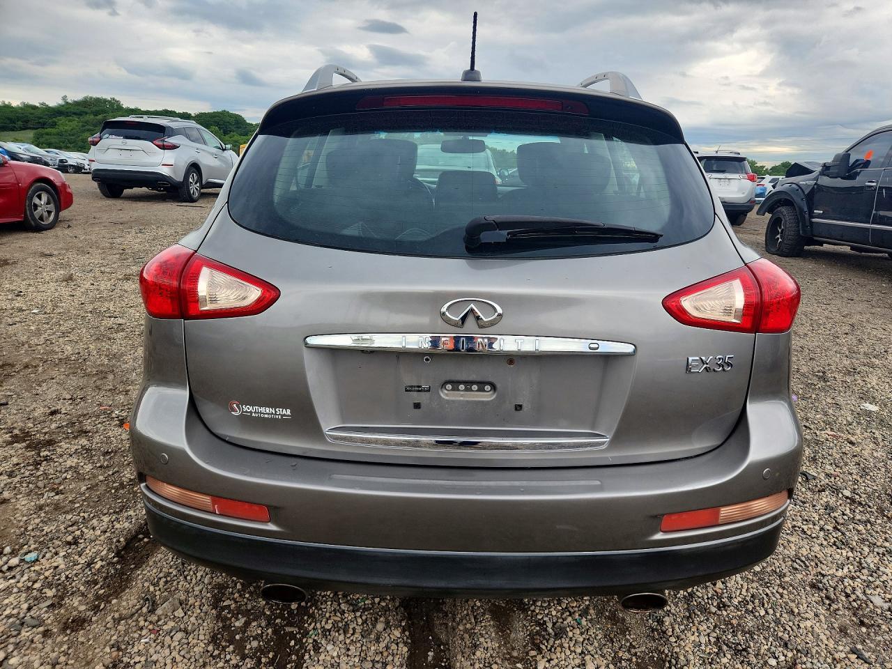 2010 INFINITI EX35
