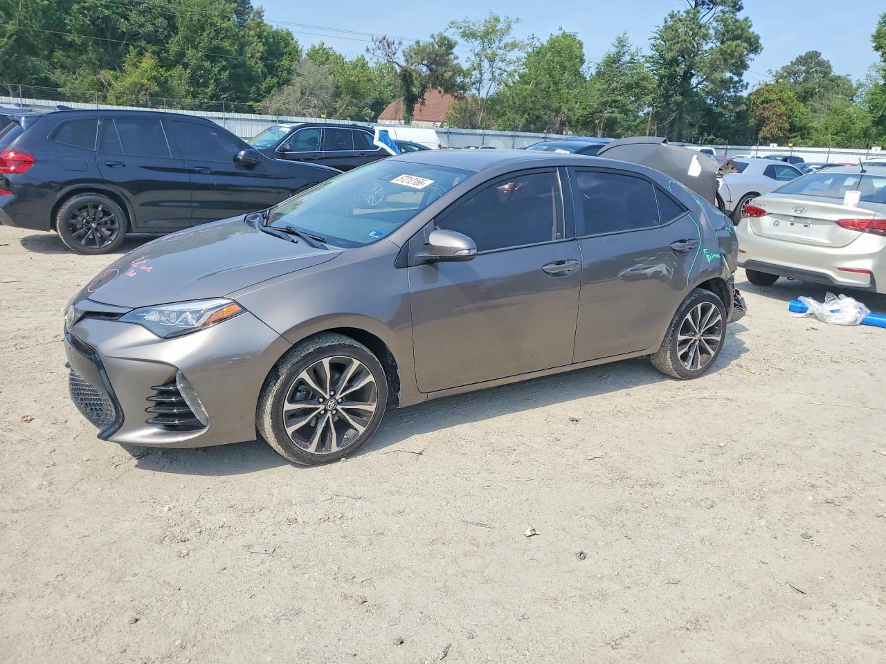 2017 TOYOTA COROLLA