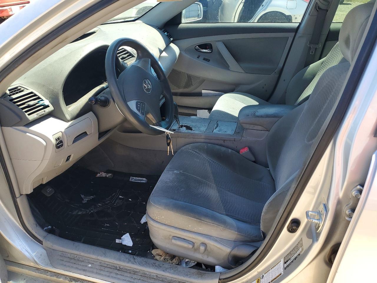 2010 TOYOTA CAMRY