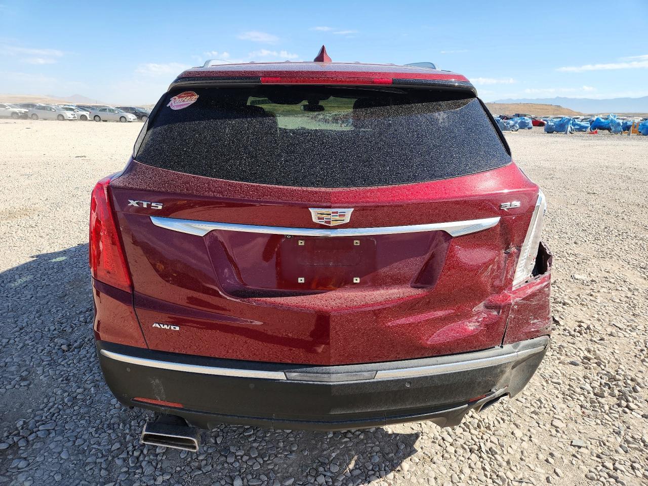 2017 CADILLAC XT5