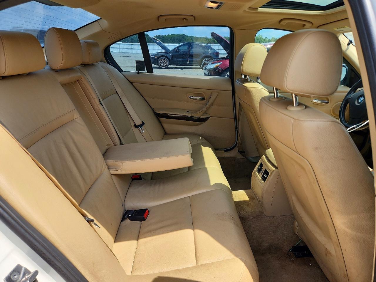 2011 BMW 3 SERIES