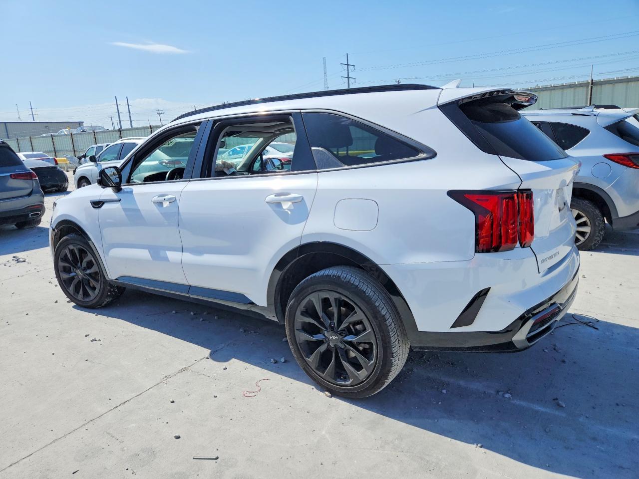 2023 KIA SORENTO