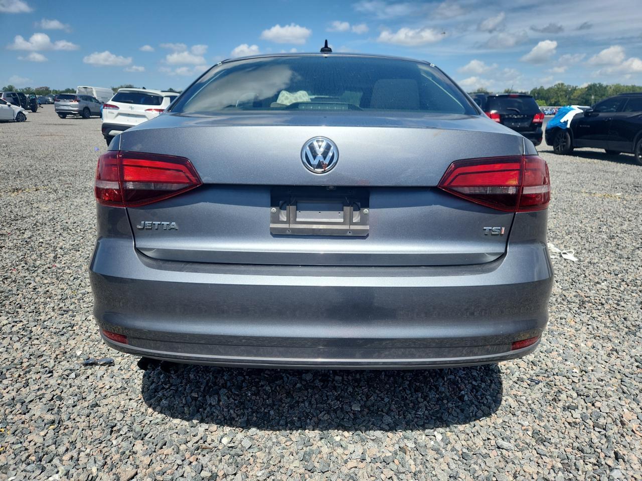 2016 VOLKSWAGEN JETTA