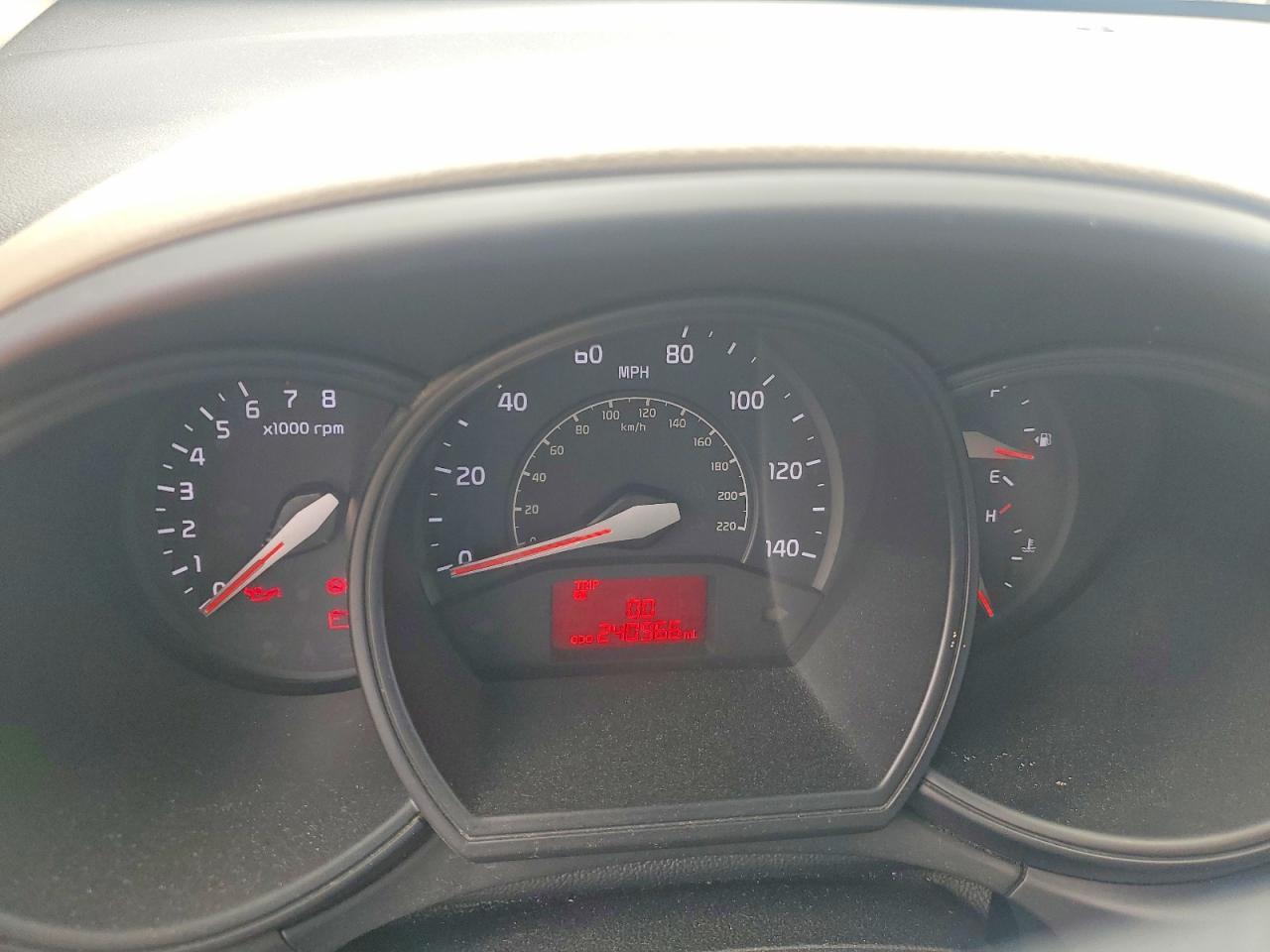 2014 KIA RIO