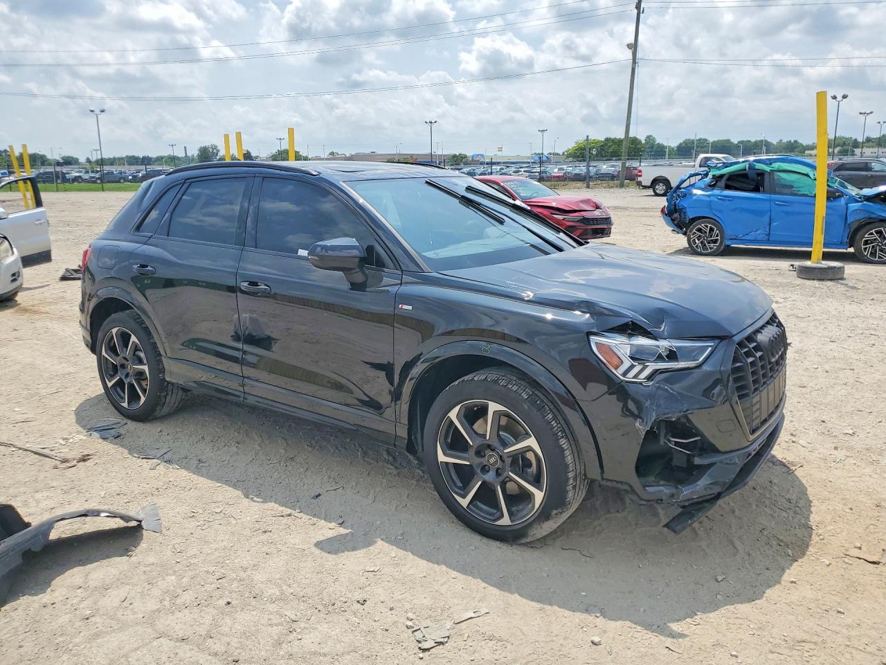 2025 AUDI Q3