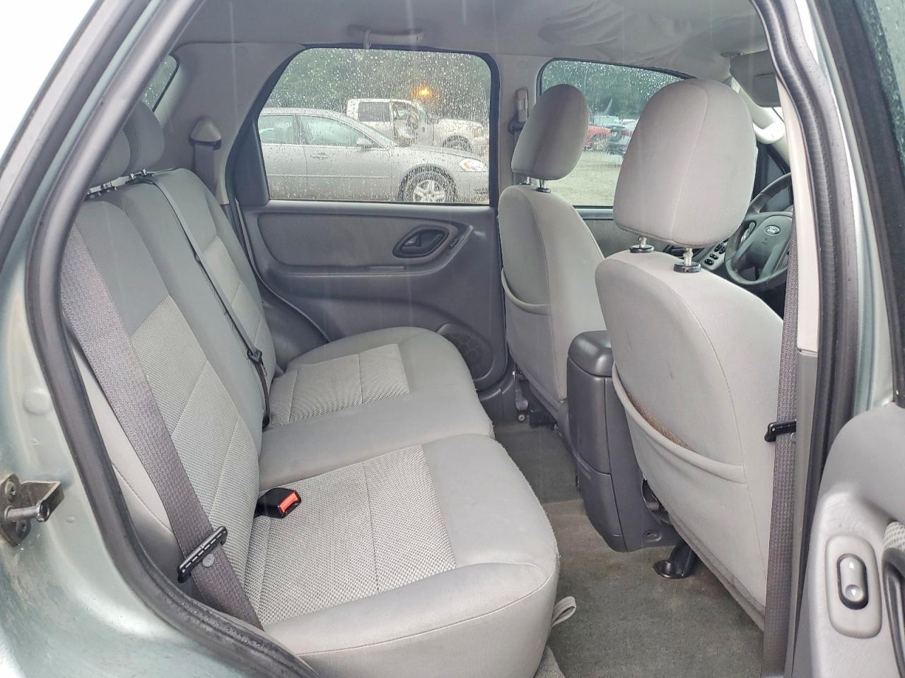 2006 FORD ESCAPE