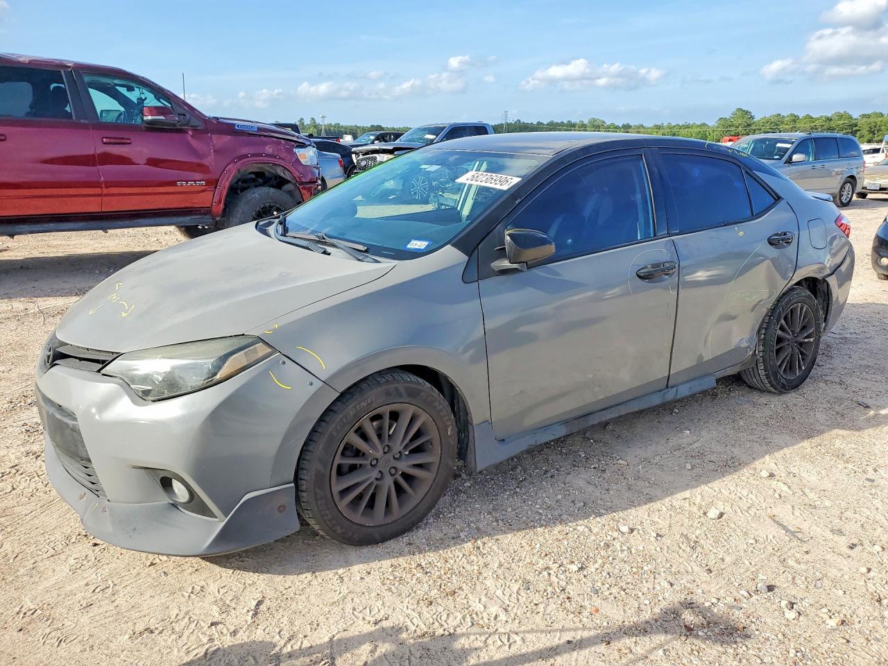 2016 TOYOTA COROLLA