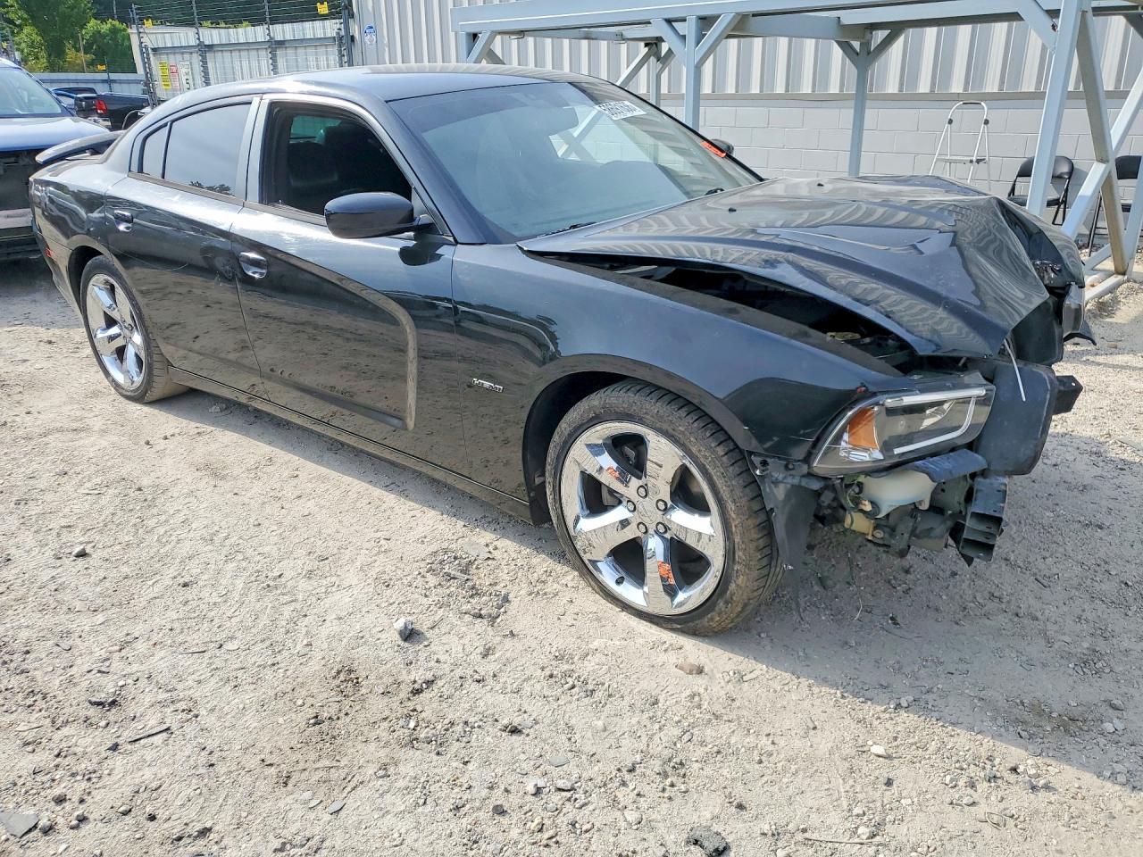 2013 DODGE CHARGER