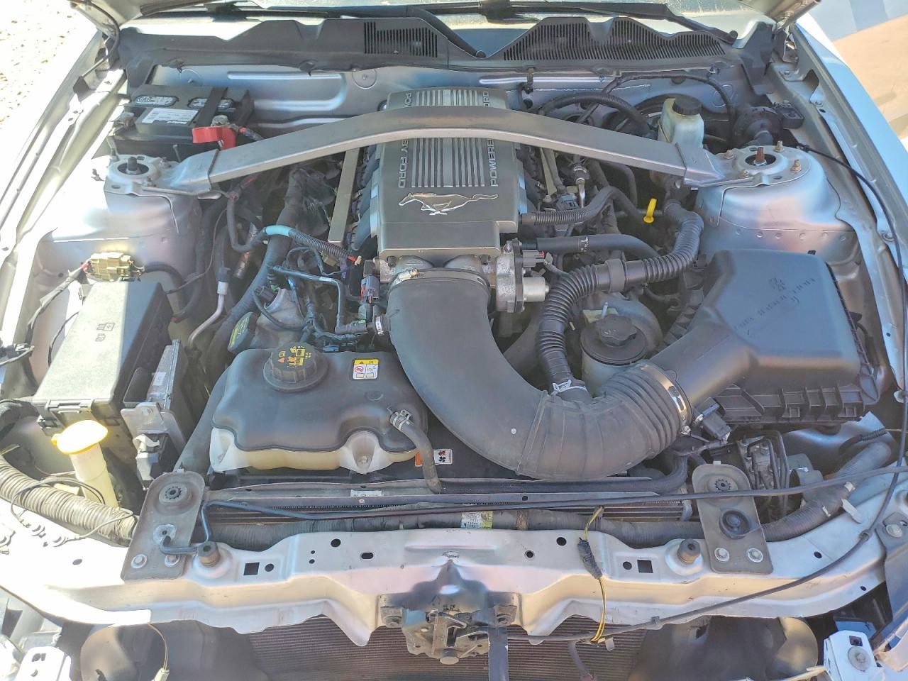 2010 FORD MUSTANG