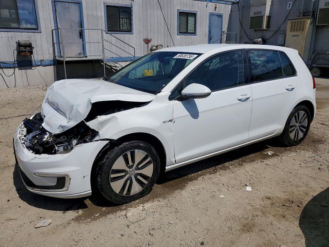 2016 VOLKSWAGEN e-Golf