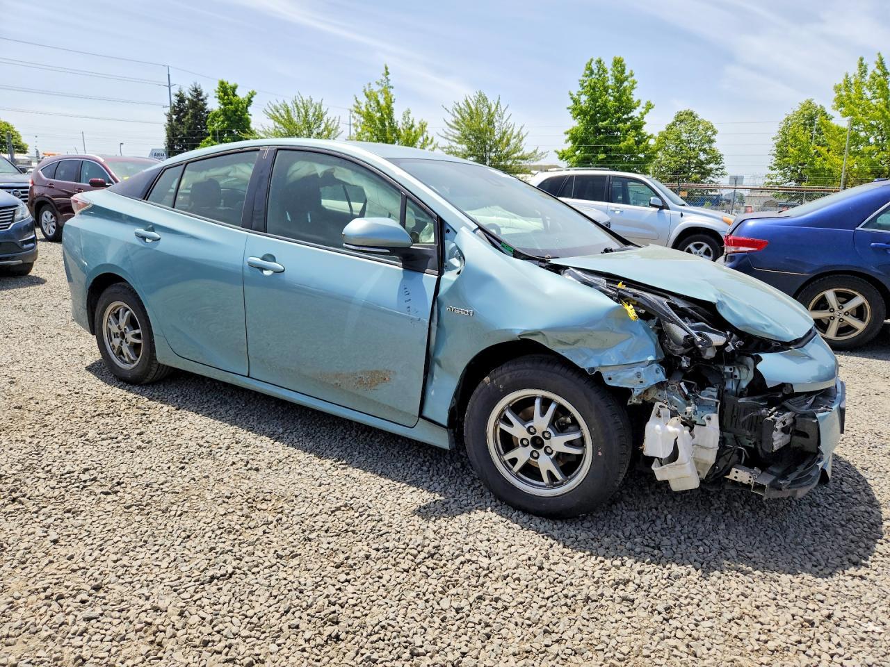 2017 TOYOTA PRIUS