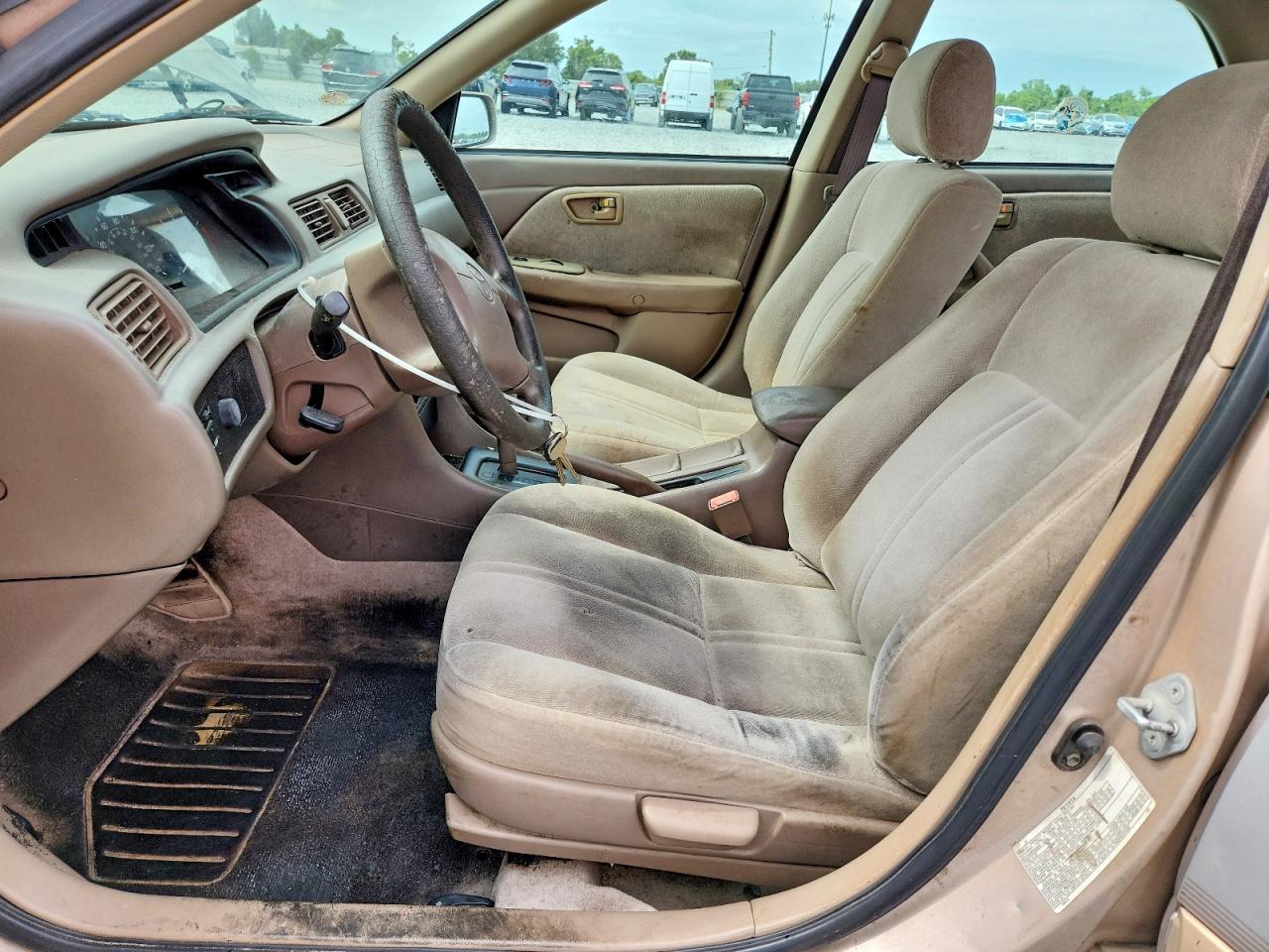 2001 TOYOTA CAMRY