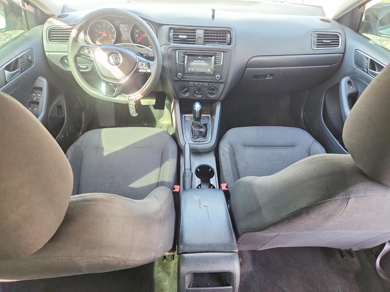 2016 VOLKSWAGEN JETTA