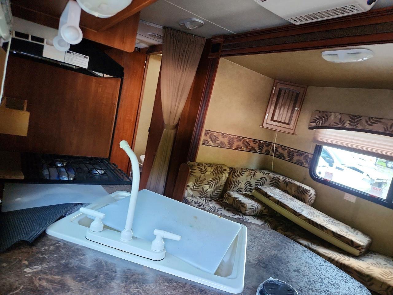 2013 JAYCO JAY FEATHER.