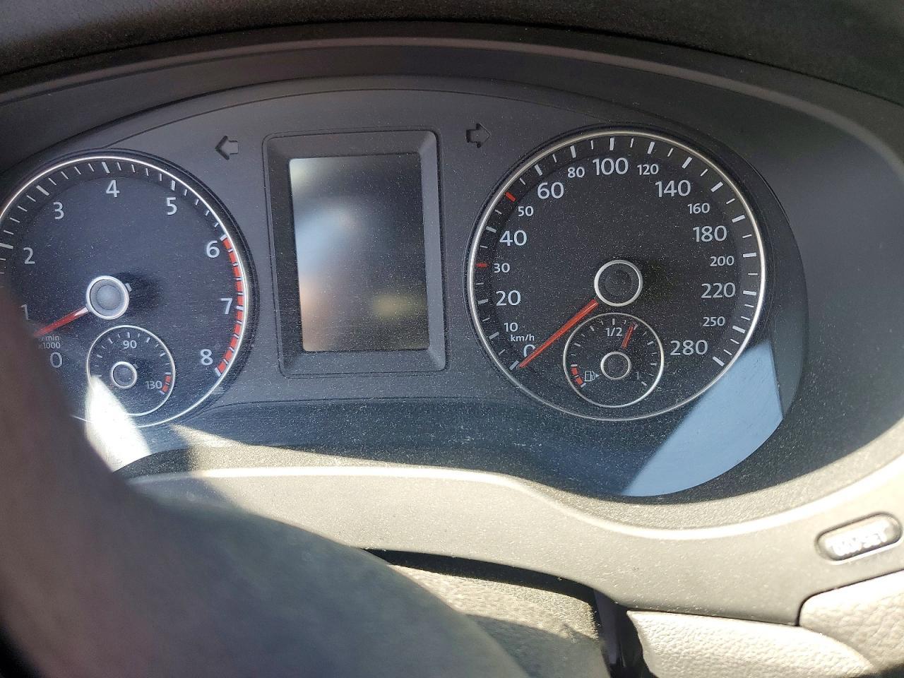 2012 VOLKSWAGEN JETTA