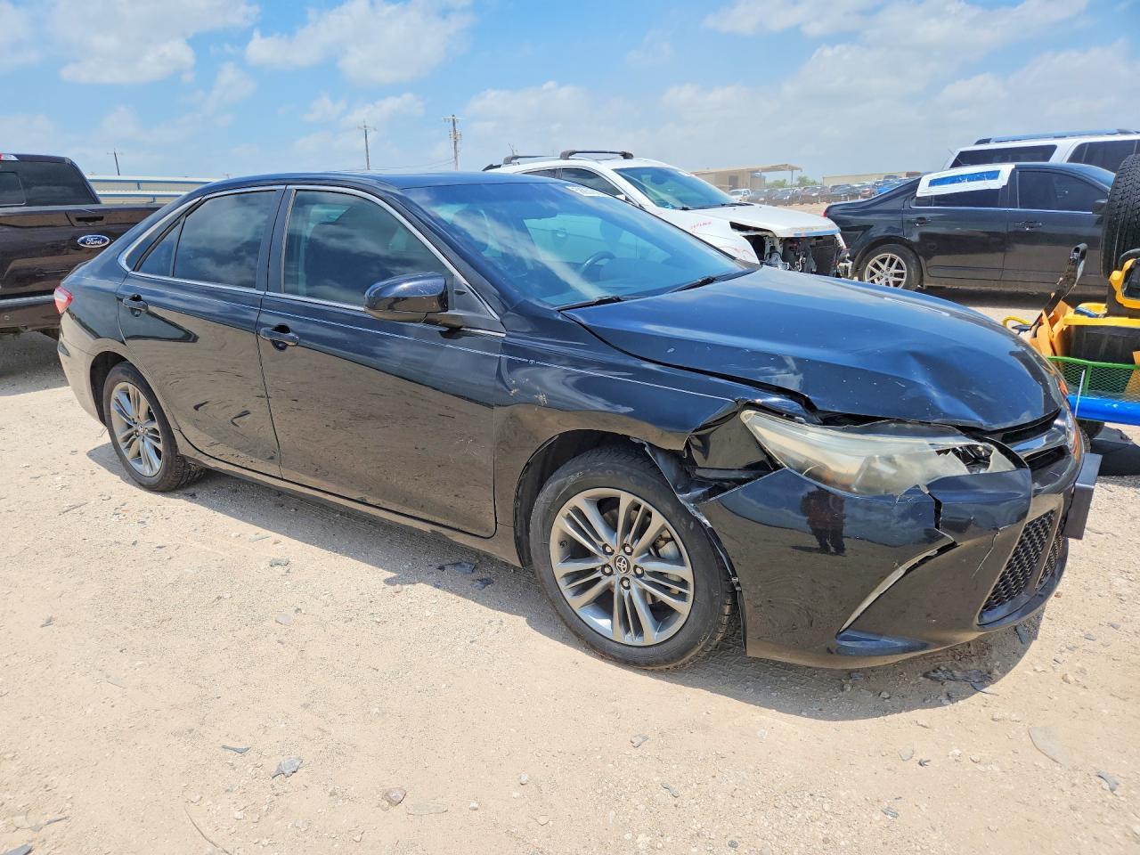 2017 TOYOTA CAMRY