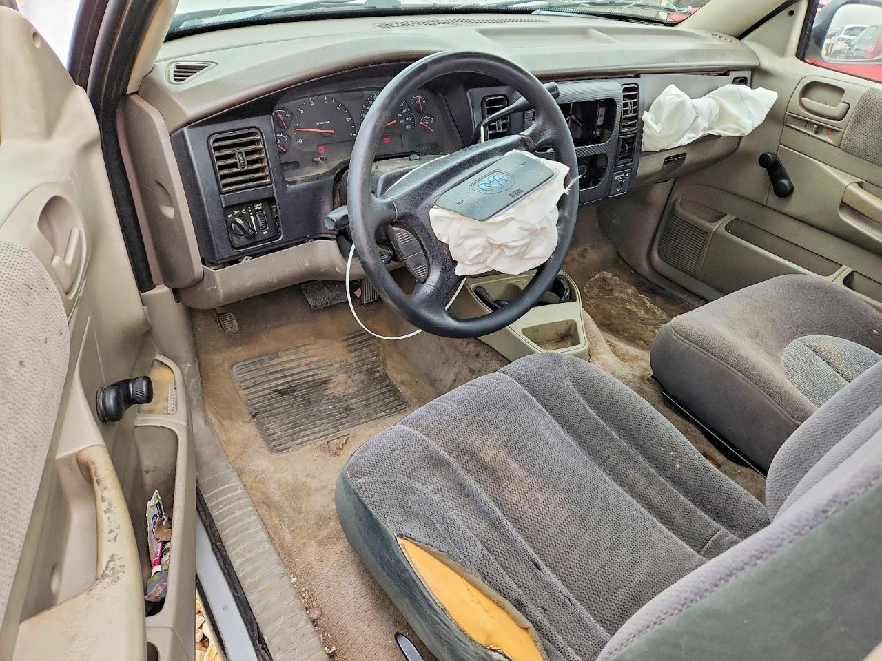 2003 DODGE Dakota