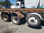 2006 VOLVO Vn