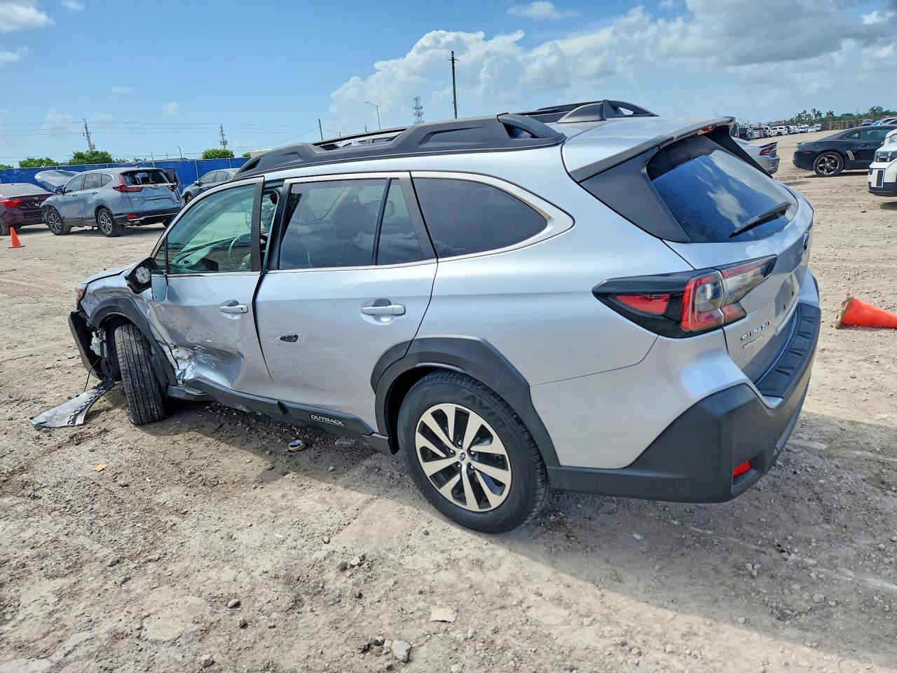 2023 SUBARU Outback