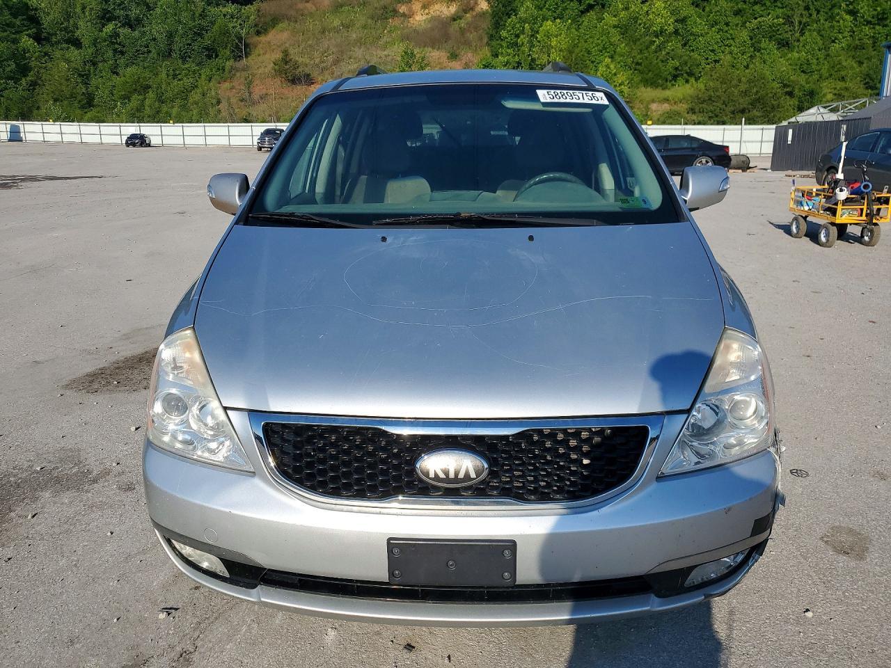 2014 KIA SEDONA