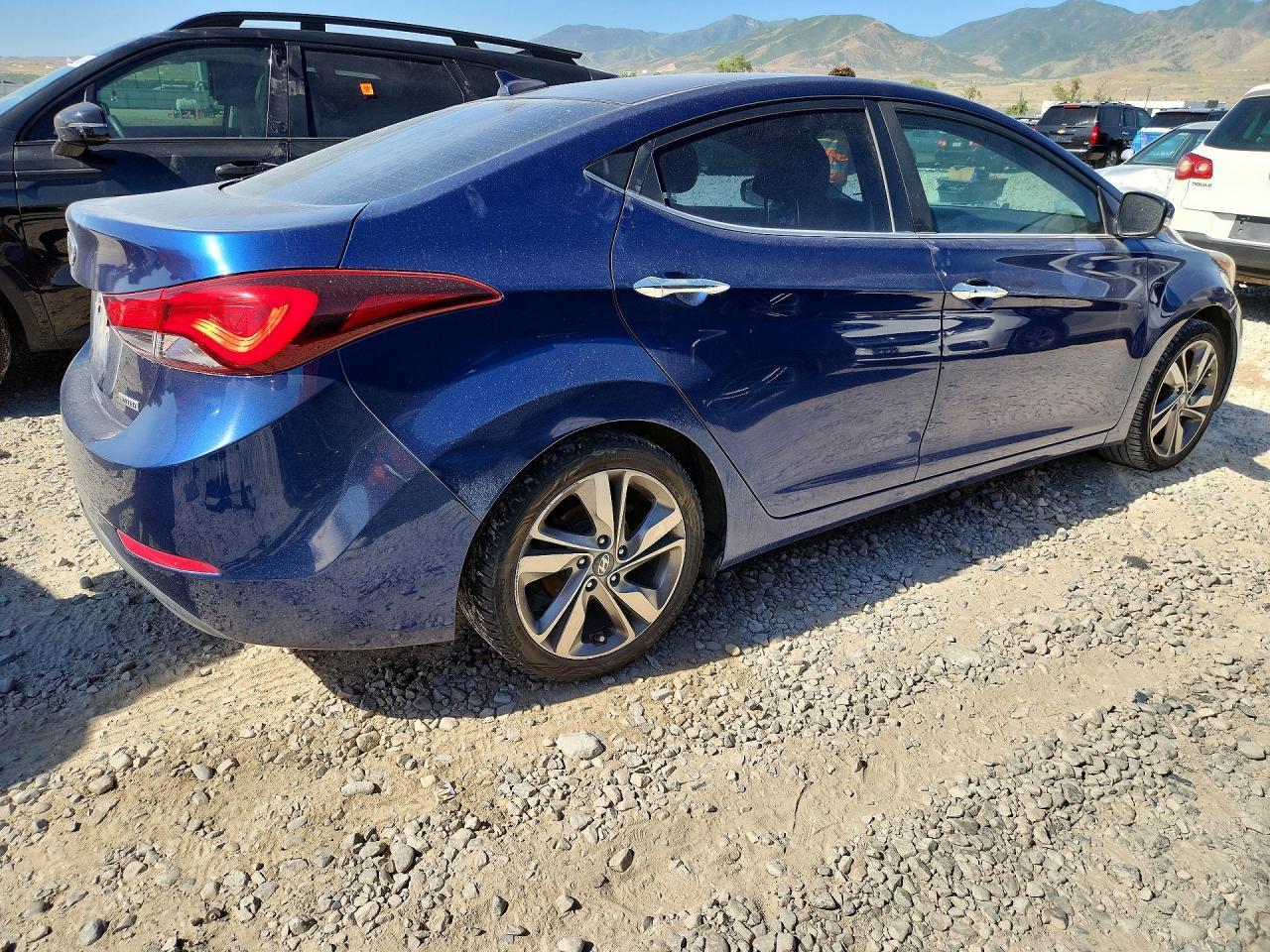 2016 HYUNDAI ELANTRA