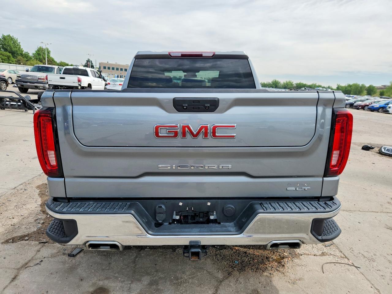 2023 GMC Sierra