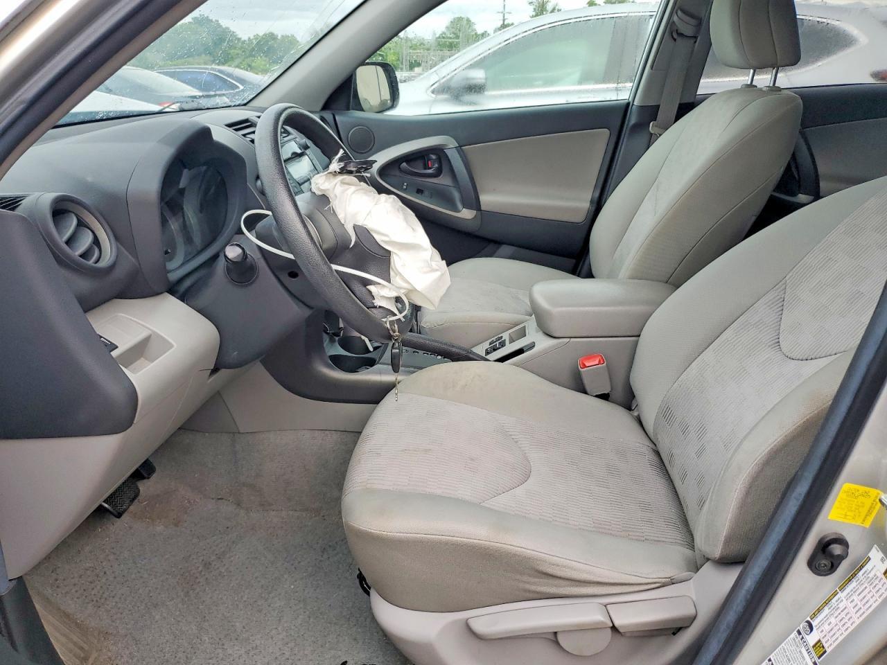 2011 TOYOTA RAV4