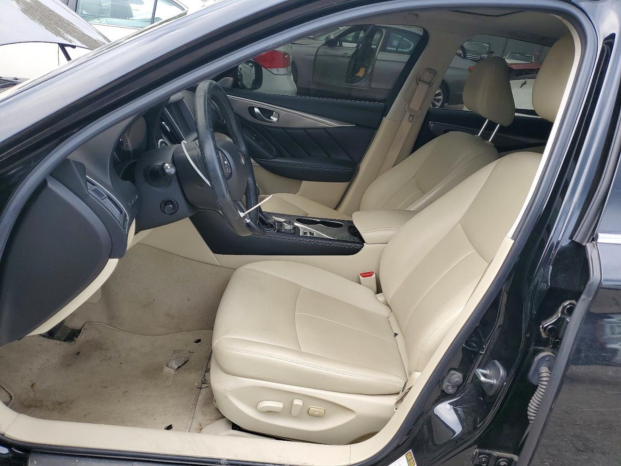 2017 INFINITI Q50