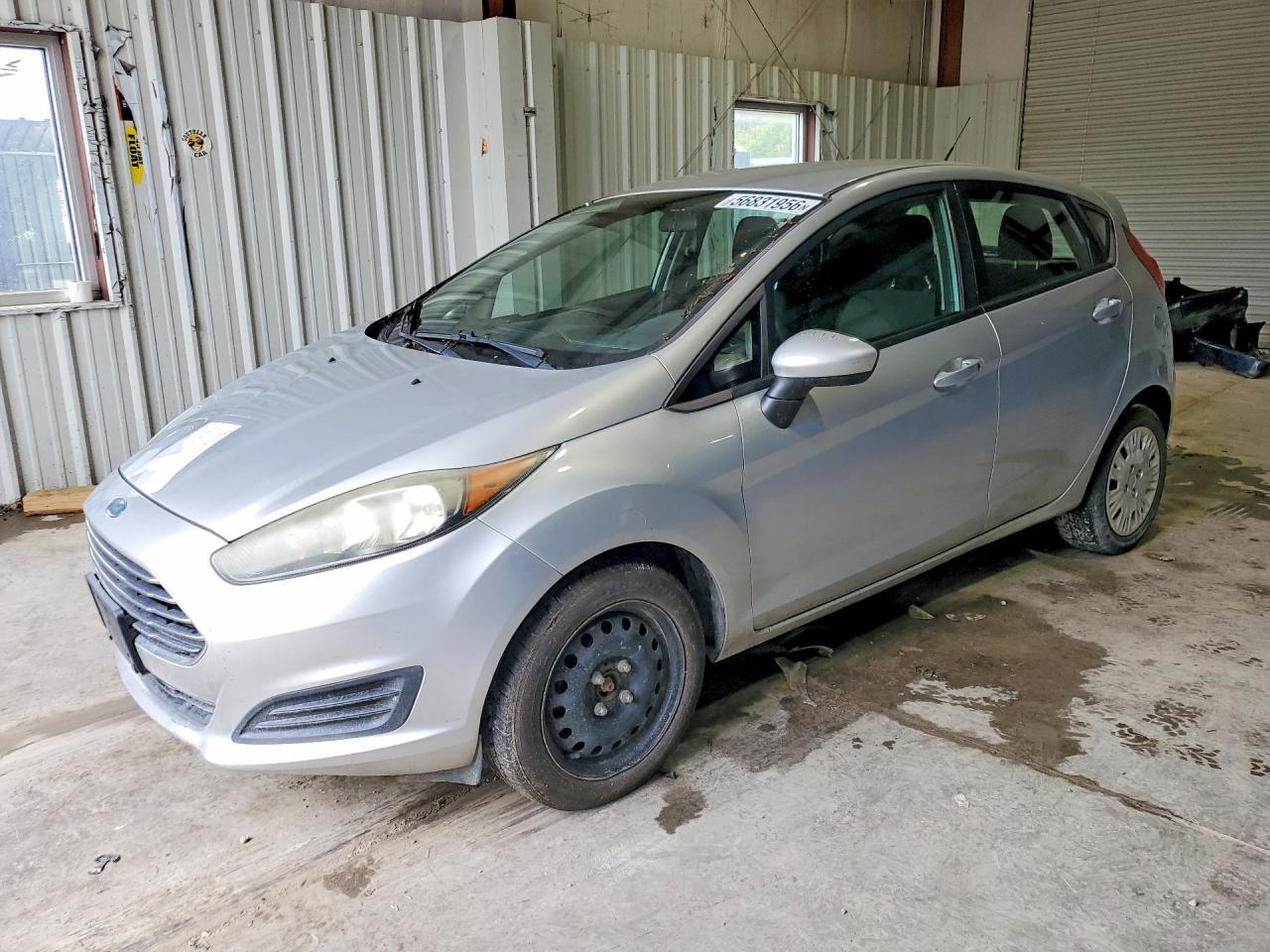 2016 FORD Fiesta