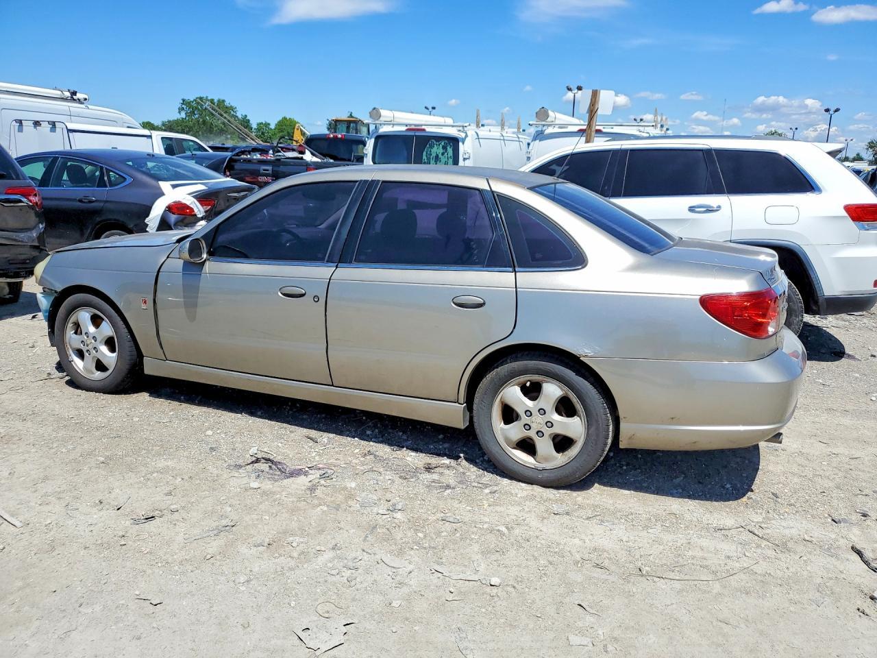 2003 SATURN L200