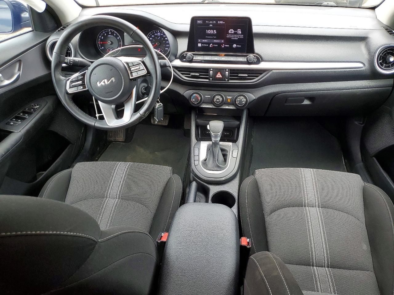 2023 KIA FORTE